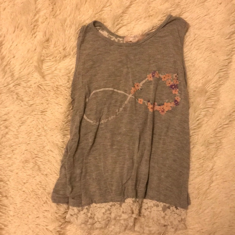 Short sleeve top